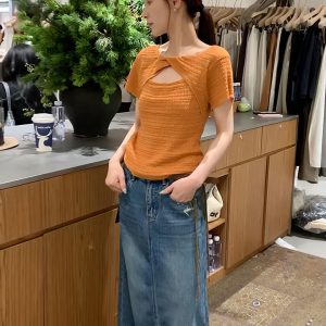 Women's Short Sleeve Slim Fit Round Neck Back Cutout Knit Top Summer
