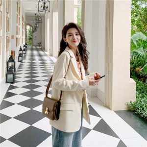 2026 New Apricot Blazer Women Petite Design High-End Korean Style Loose Casual Suit Top